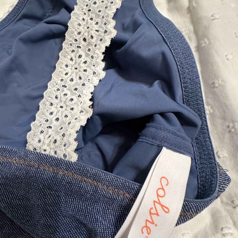 Colsie Blue Lace Bralette and White Ruffle Short Set L - Picture 3 of 9